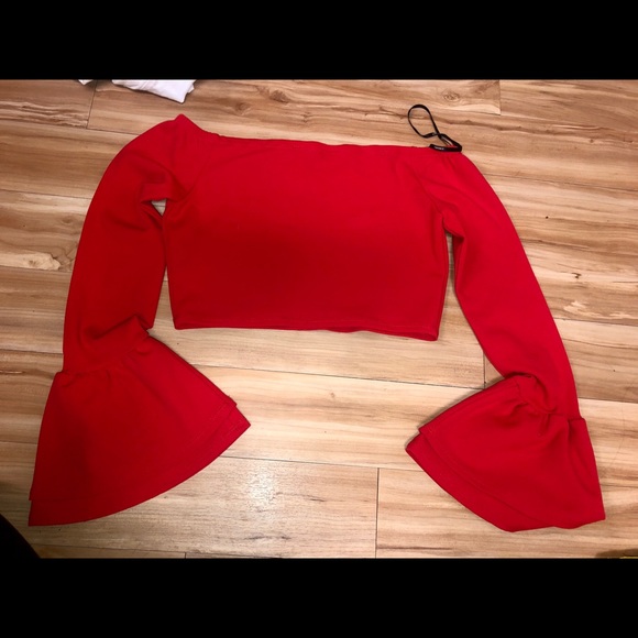 Forever 21 Red Crop too with Bell Sleeves - Picture 1 of 1